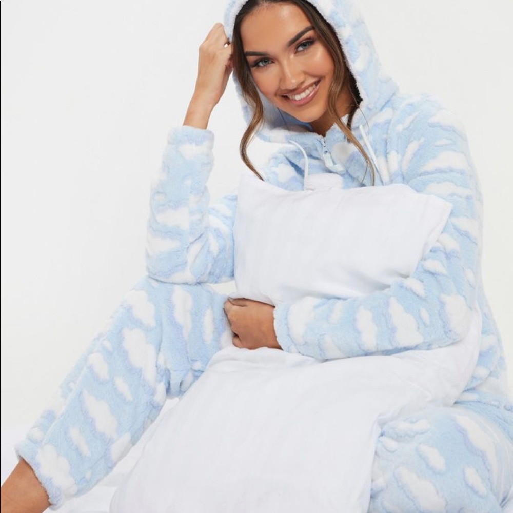 CLOUD ONESIE